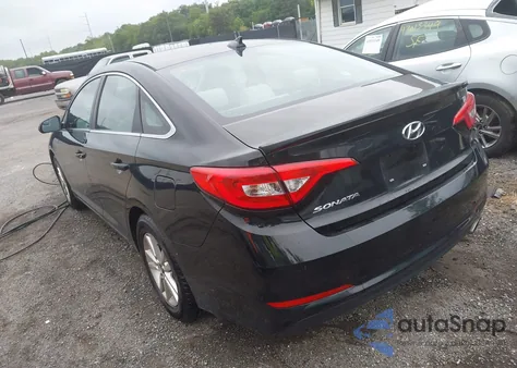 2015 Hyundai Sonata Se z USA, uszkodzony, nr VIN 5NPE24AF2FH250541